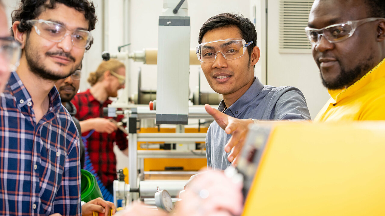 Spezialisierung Energie Und Geb Udetechnologie Technische Hochschule